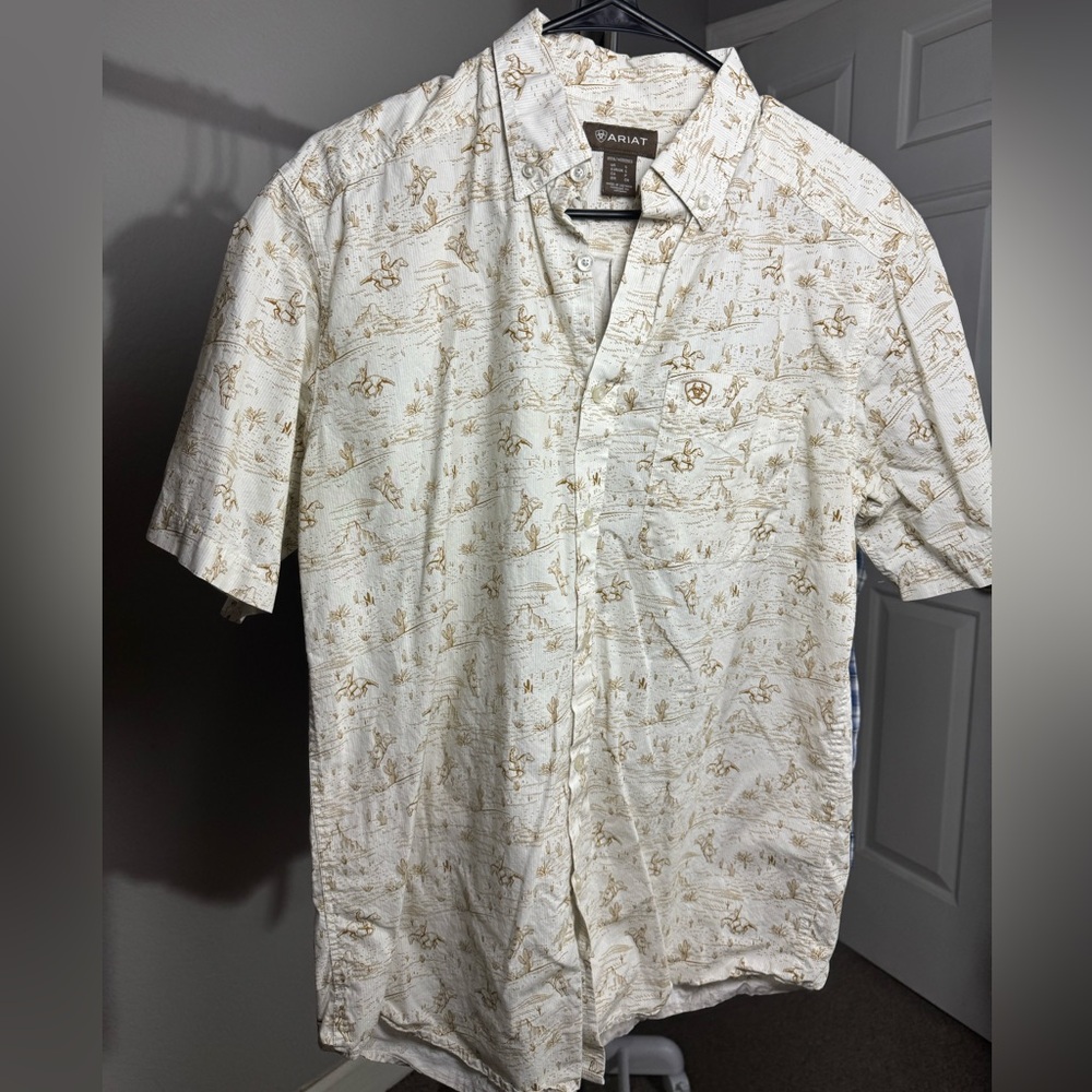 Ariat Men's White and Tan Patterned Button Down Shirt